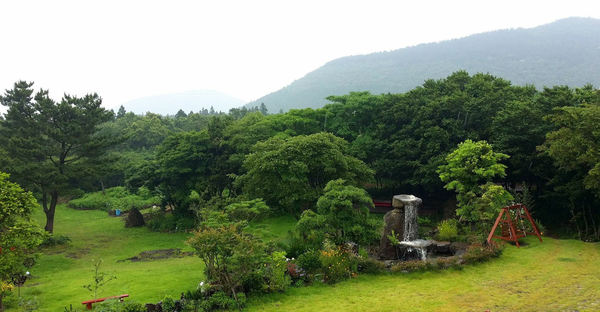 Gotjawal Geomunoreum Pension Jeju Exterior foto